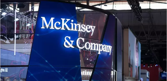 McKinsey Partner’s Glass Cliff Posts: Lessons for Leaders