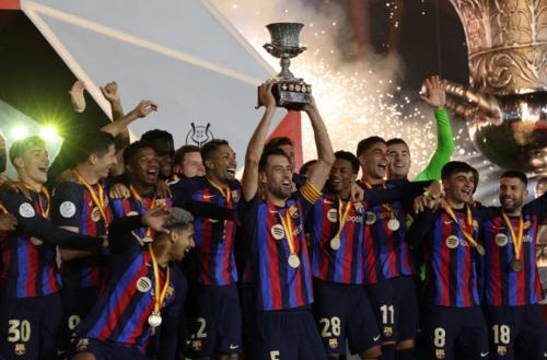 Laporta Backs 'Marvellous' Barca Coach Xavi After First Trophy Win