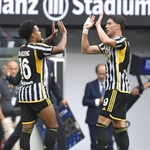 Vlahovic Strikes Twice As Juventus Humble Lazio