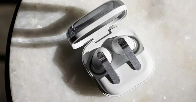Samsung's First New Headphones in a Decade Could Rival AirPods Max
