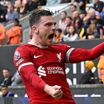 Liverpool Beat Wolves To Top Premier League Table