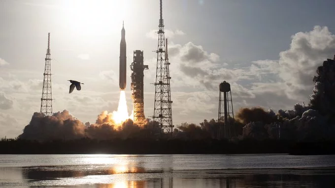China’s New Rocket Idea Skips the Fireball and Launches Using CO₂ Instead