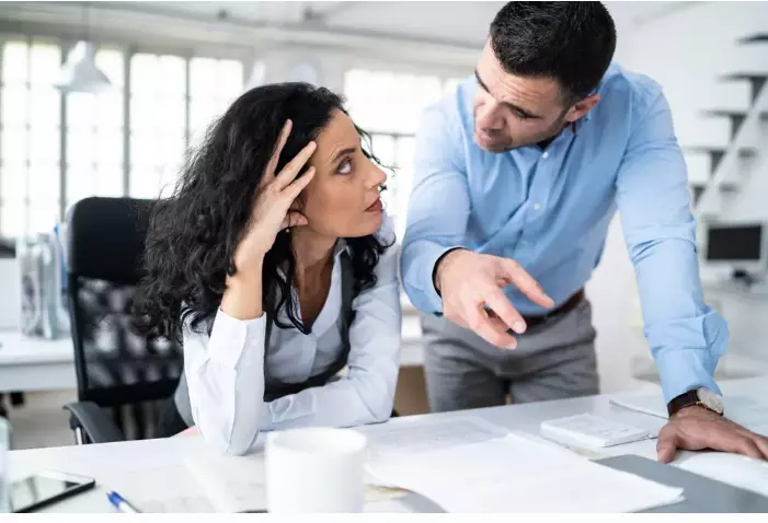 5 Powerful Phrases Leaders Use to Disagree Professionally at Work