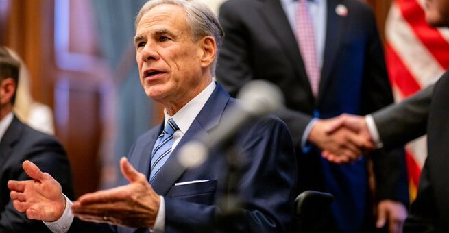 Texas Governor Won’t Release Elon Musk Emails Over ‘Embarrassing’ Content