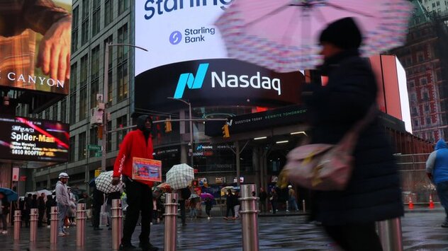 Tech Stocks Slip As Investors Shift To Defensive Sectors