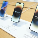 Kenya's Smartphone Market Shrinking, High-End Devices Boom