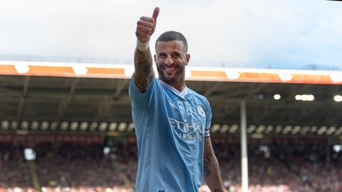 Man City's Walker Signs Two-Year Contract Extension