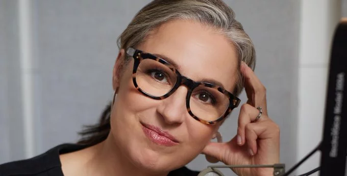 Living with Too Much Tech: NPR’s Manoush Zomorodi on Digital Balance and Mindful Technology Use
