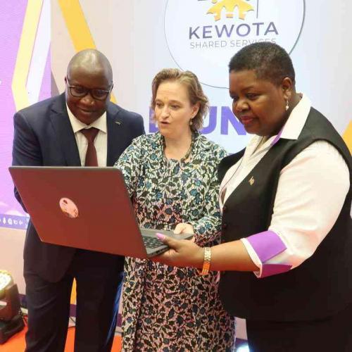 Good News For Female Teachers In Laptops, Insurance Deal