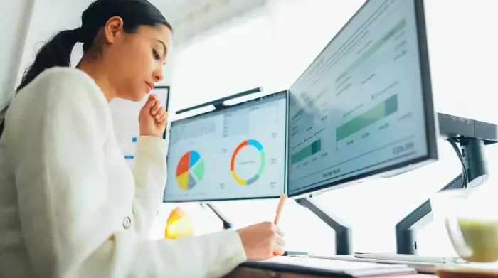 How Watching Trends and Breaking News Can Boost Your Job Search Success