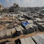 Gaza: NGO reports dire camp conditions, says Israel is moving 'Yellow Line'