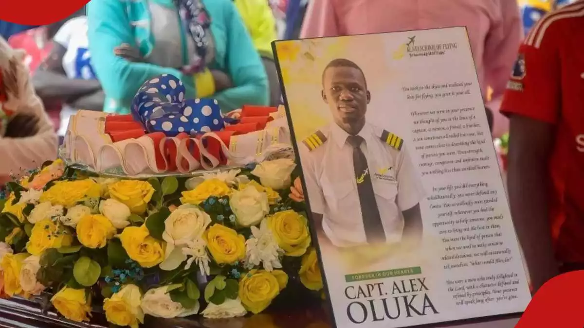 Alex Oluka: Emotional scenes as Kajiado chopper crash pilot is buried besides parents' new home