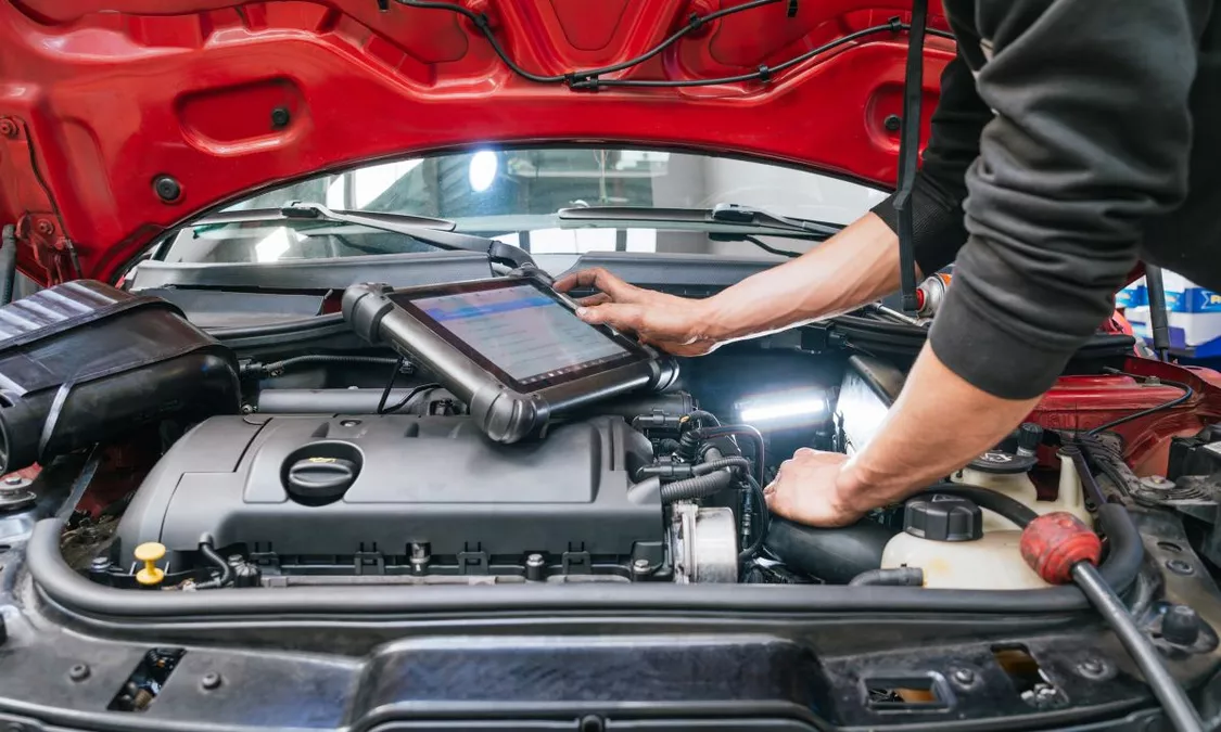 Higher-Tech Cars Drive Up Repair Costs for Mechanics and Consumers