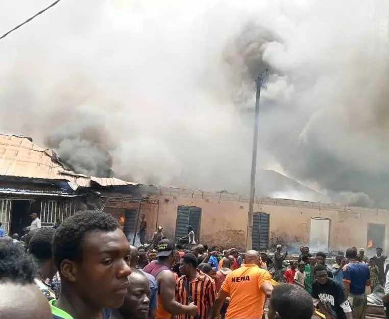 PHOTOS: Fire razes 21 shops, vehicle in Abuja furniture market