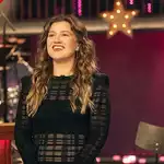 How did Kelly Clarkson lose so much weight? What she has said about her transformation