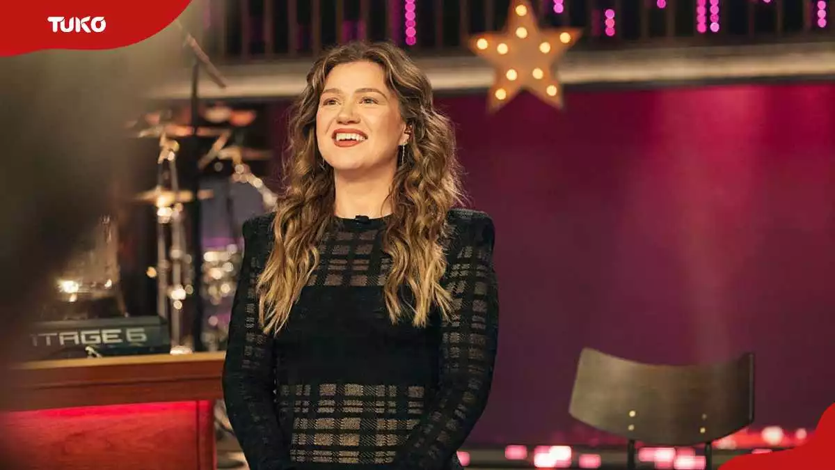 How did Kelly Clarkson lose so much weight? What she has said about her transformation