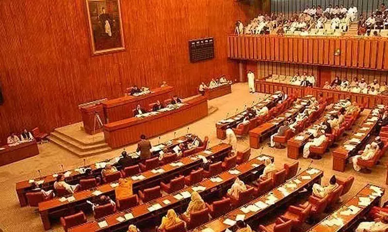 Senate panel for federal-provincial control over resources
