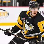Penguins forward Andrei Kuzmenko changes jersey to honor late father killed in bear attack