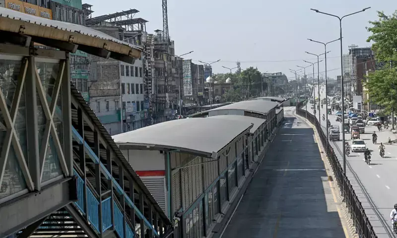 PTI’s protest call draws lacklustre response in Peshawar
