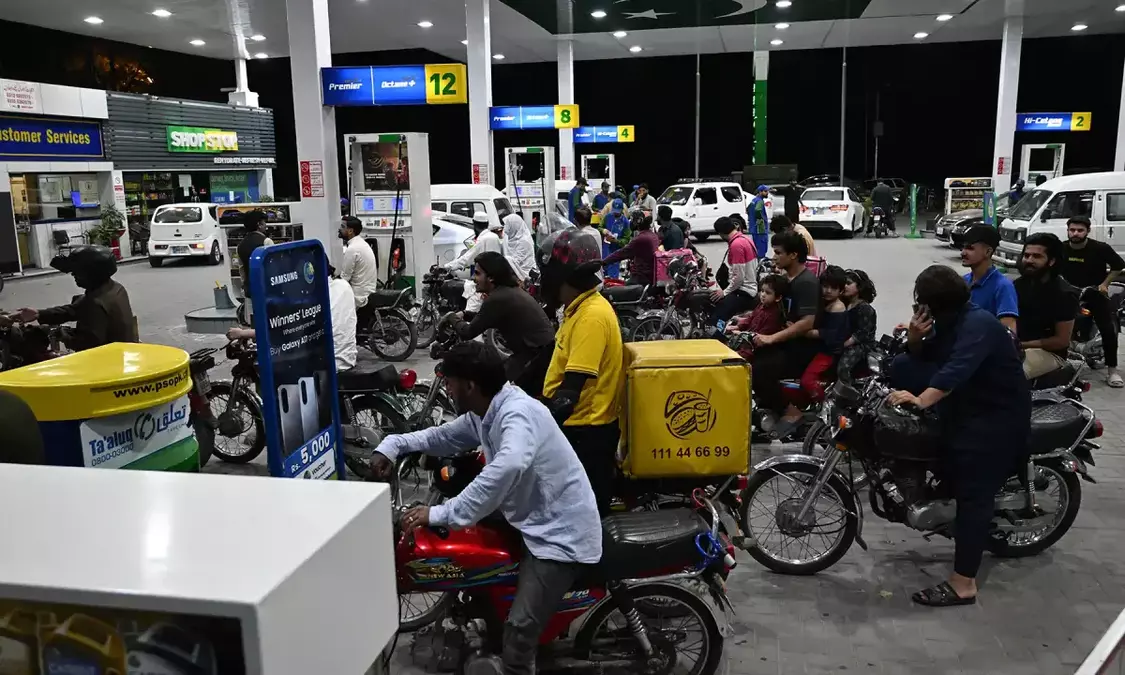 Govt raises petrol price by Rs1.82 per litre, reduces high-speed diesel rate by Re0.91