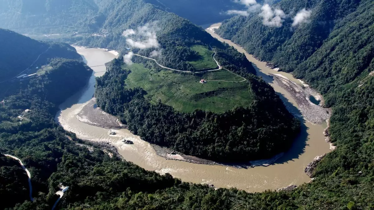 Tibetan river hosting world’s biggest dam is facing increasing flood risk: study