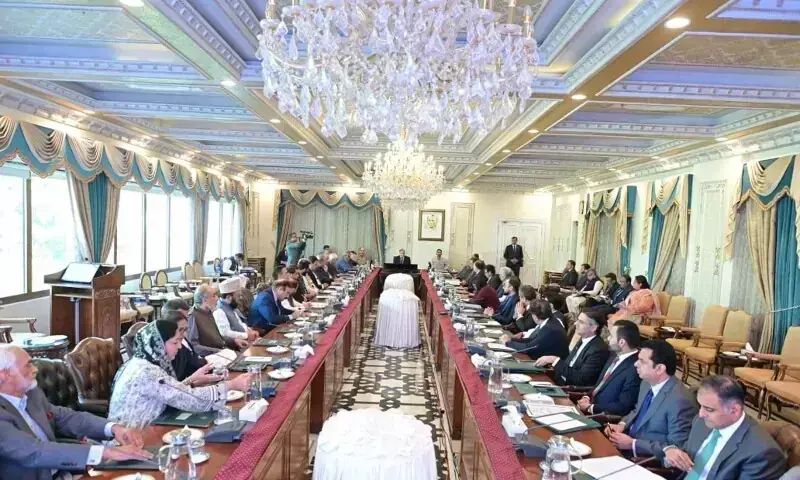 Emergency, governor's rule imposed in KP as president approves cabinet decision