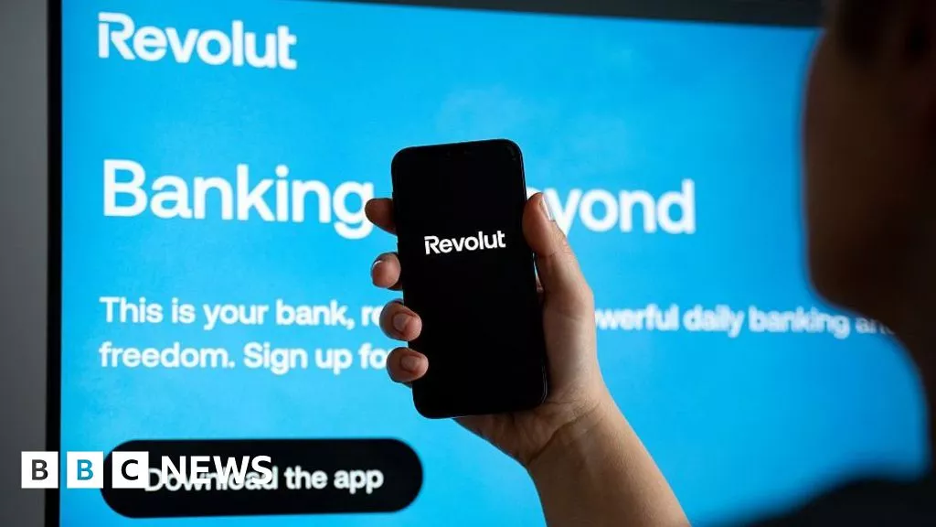 Revolut down as users report app not working