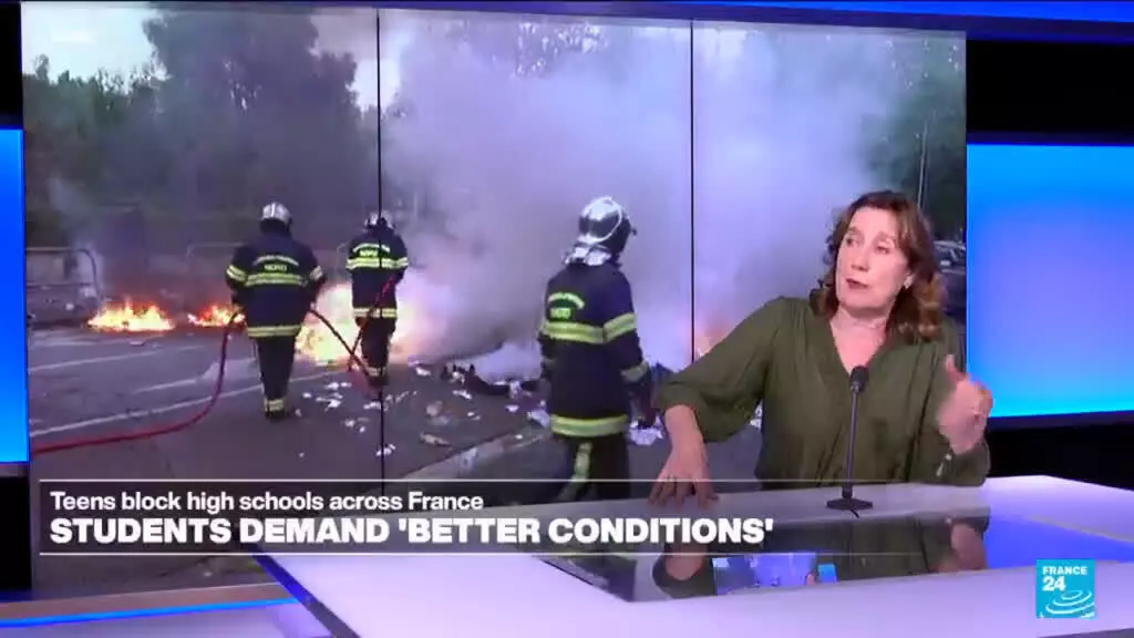 Teens block high schools across France, demand better conditions