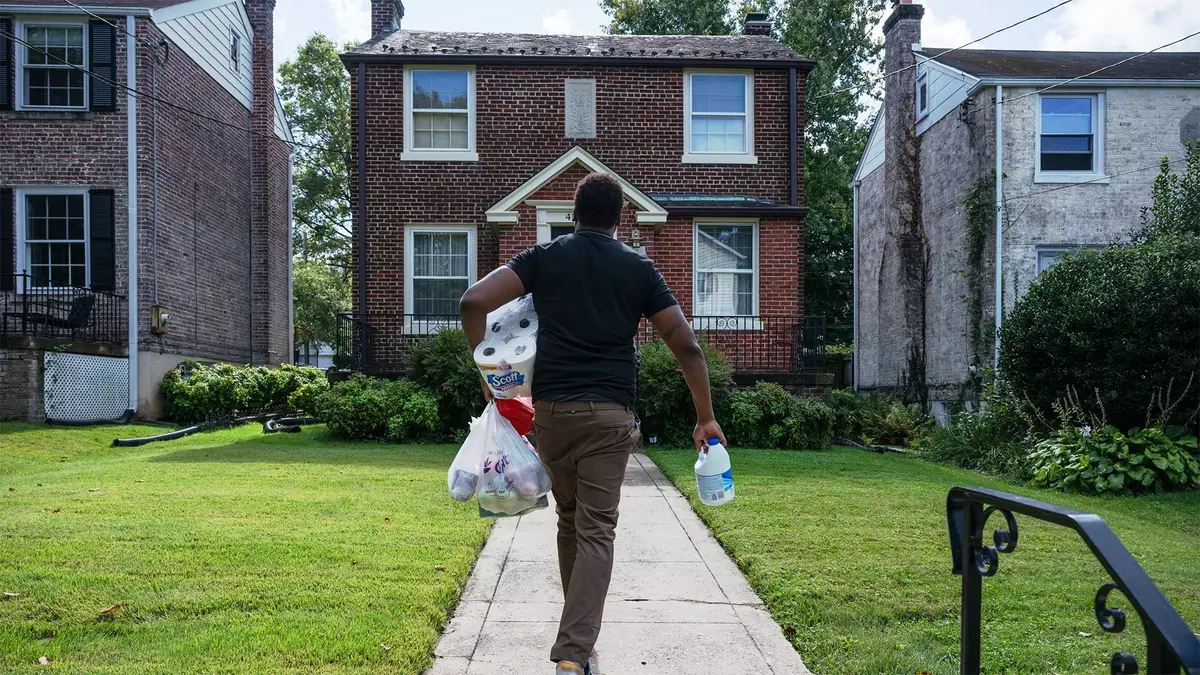 Instacart Says It Put U.S. Workers First. The Government Says Its Application Process Did the Opposite
