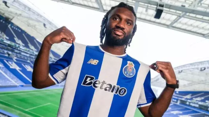 Moffi faces fresh injury concern at Hamburg