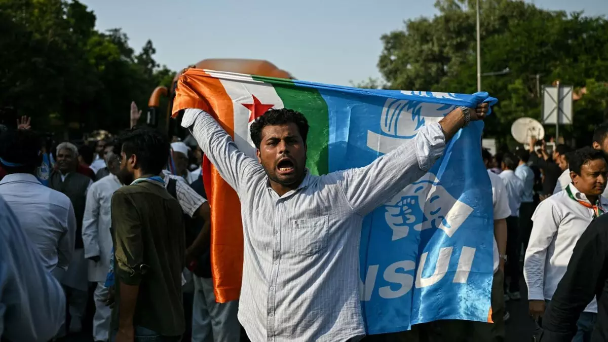 India protests grow over Election Commission mistrust