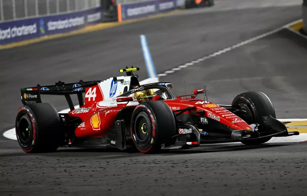 'Sorry boys': Hamilton takes blame for botched tyre call