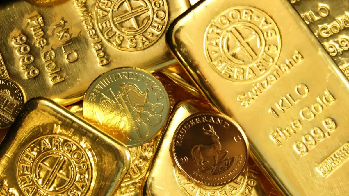 Bitcoin, copper, stocks, yields all fall; gold rises