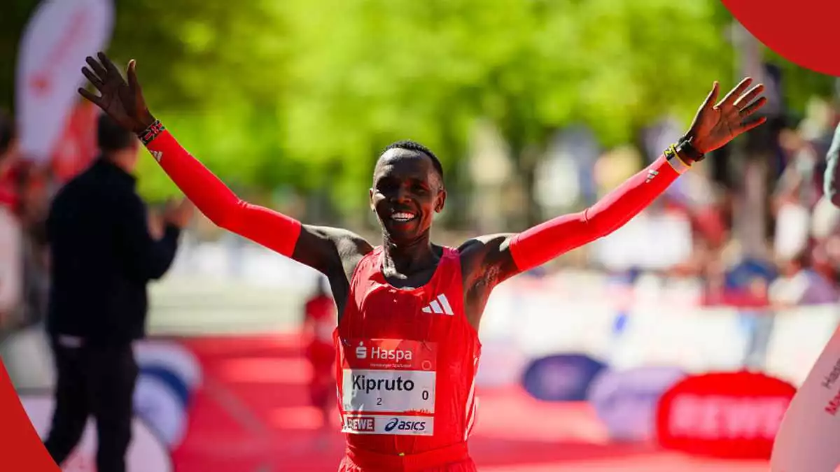 Amos Kipruto makes history with Chicago Marathon victory