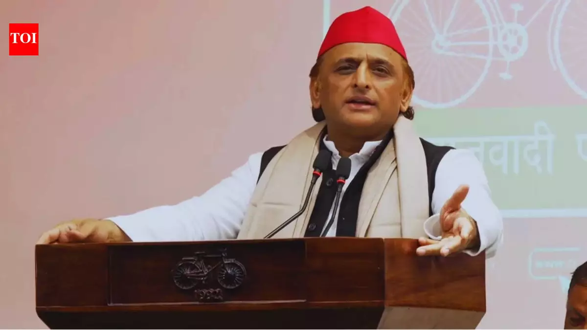 Akhilesh asks SP leaders to keep seat-sharing concerns with Congress internal