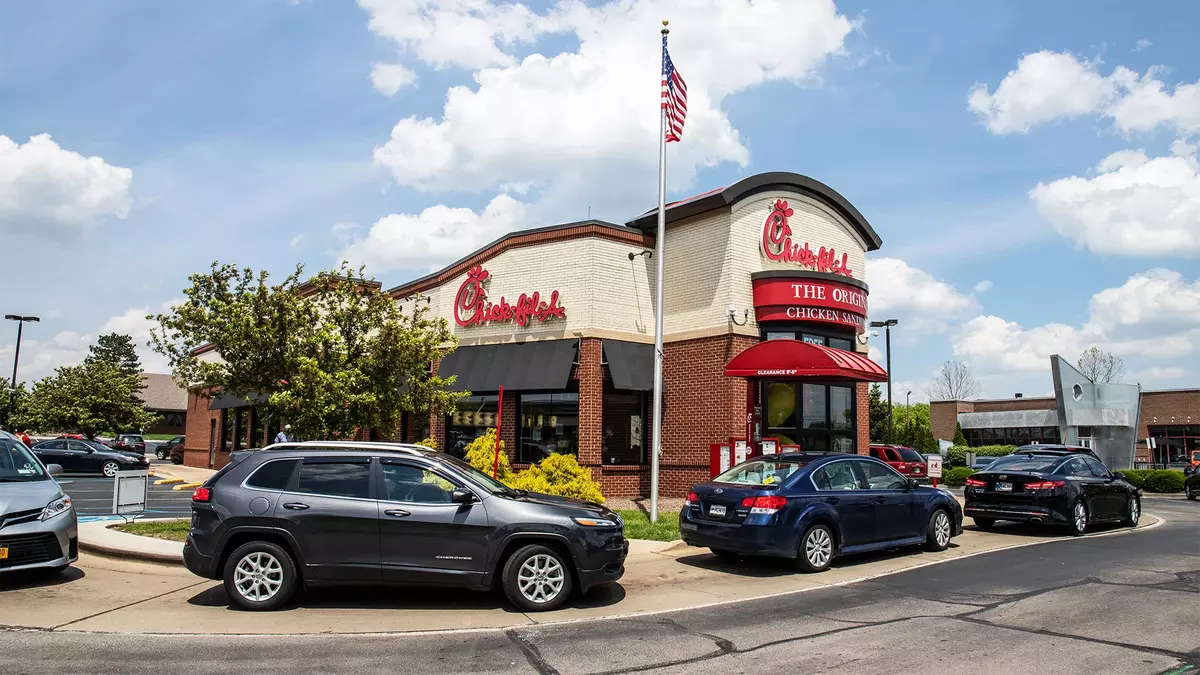 Chick-fil-A’s CEO Is Betting Against 1 Major Drive-Through Trend. An Expert Says It Could Pay Off