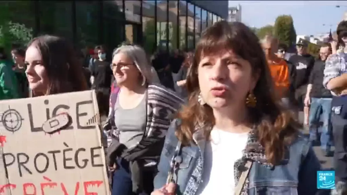French parents join school protests to support and protect their children
