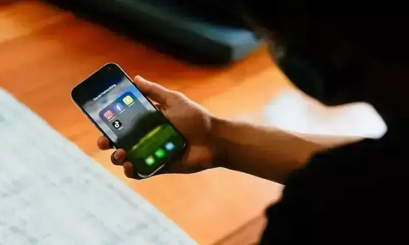Online abuse puts 1.5m Pakistani children at risk: study
