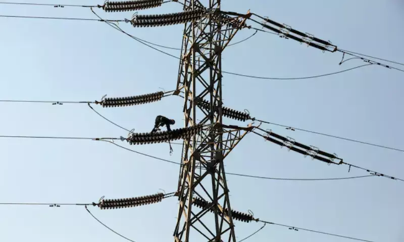 Nepra notifies consumers of Rs1.11 per unit higher fuel costs in Oct billing