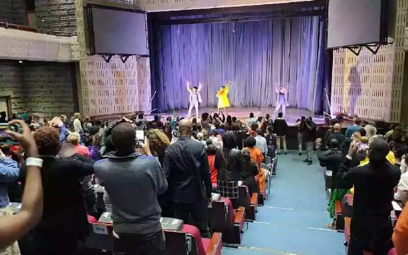 The Moth: Lagos artist brings armed robber encounter to Nairobi stage