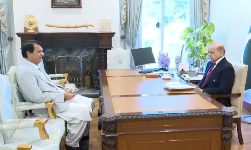 PM Shehbaz says terrorism in KP ‘must be stopped at any cost’ in meeting with Amir Muqam