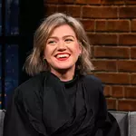 Kelly Clarkson’s ‘Pretty Woman’ Complaint Put a Small Business on Blast. Then the Story Changed