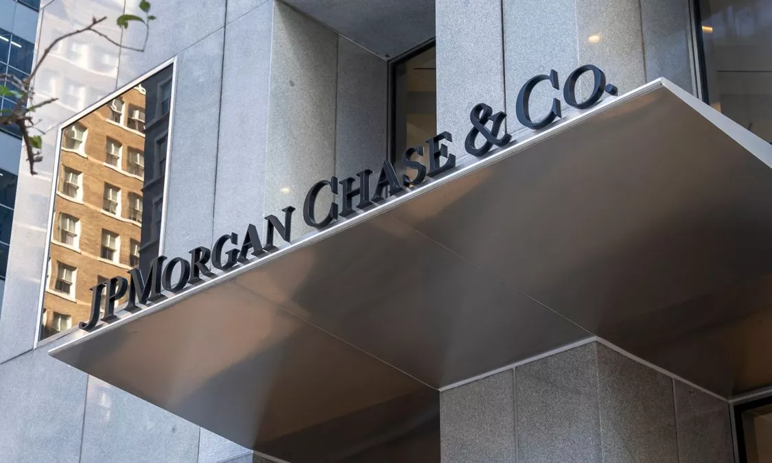 Jamie Dimon Slams the Door on Rogue AI Agents