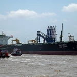India sees surge in crude oil imports from Middle East