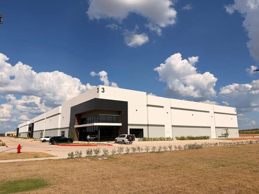 Ambrosia Energy will build a 10 GWh factory in Texas to make batteries for off-grid data centers