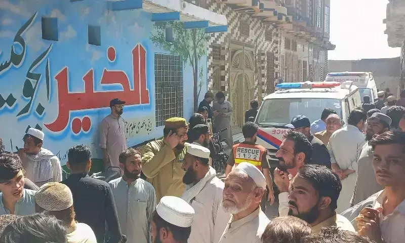 At least 29 killed, including 28 students, in Peshawar school roof collapse