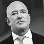 Jeff Bezos Waited to Open Blue Origin to Outside Investors for 1 Reason. Now His Moonshot Faces a New Risk