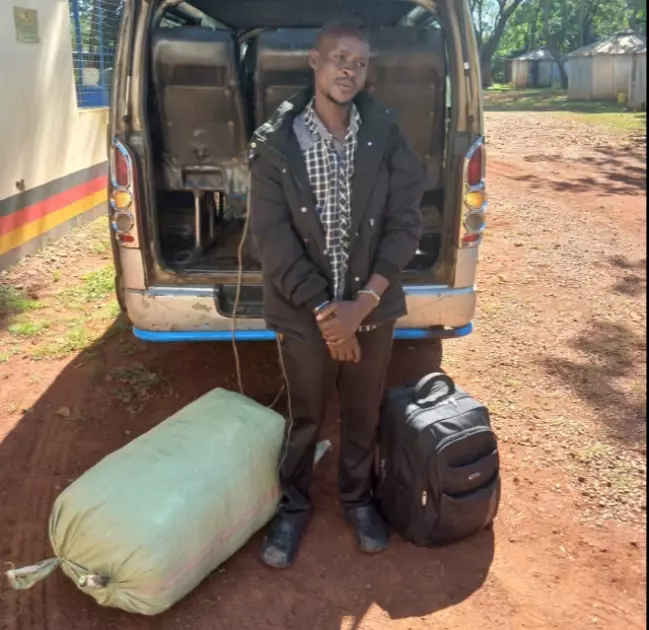 Suspect arrested while transporting narcotic drugs in a PSV 