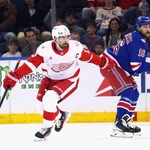 
				Dylan Larkin Loudly Booed by Red Wings Fans Amid Trade Request Drama
			