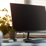 Mini PC vs. laptop: Which is better for your home office?